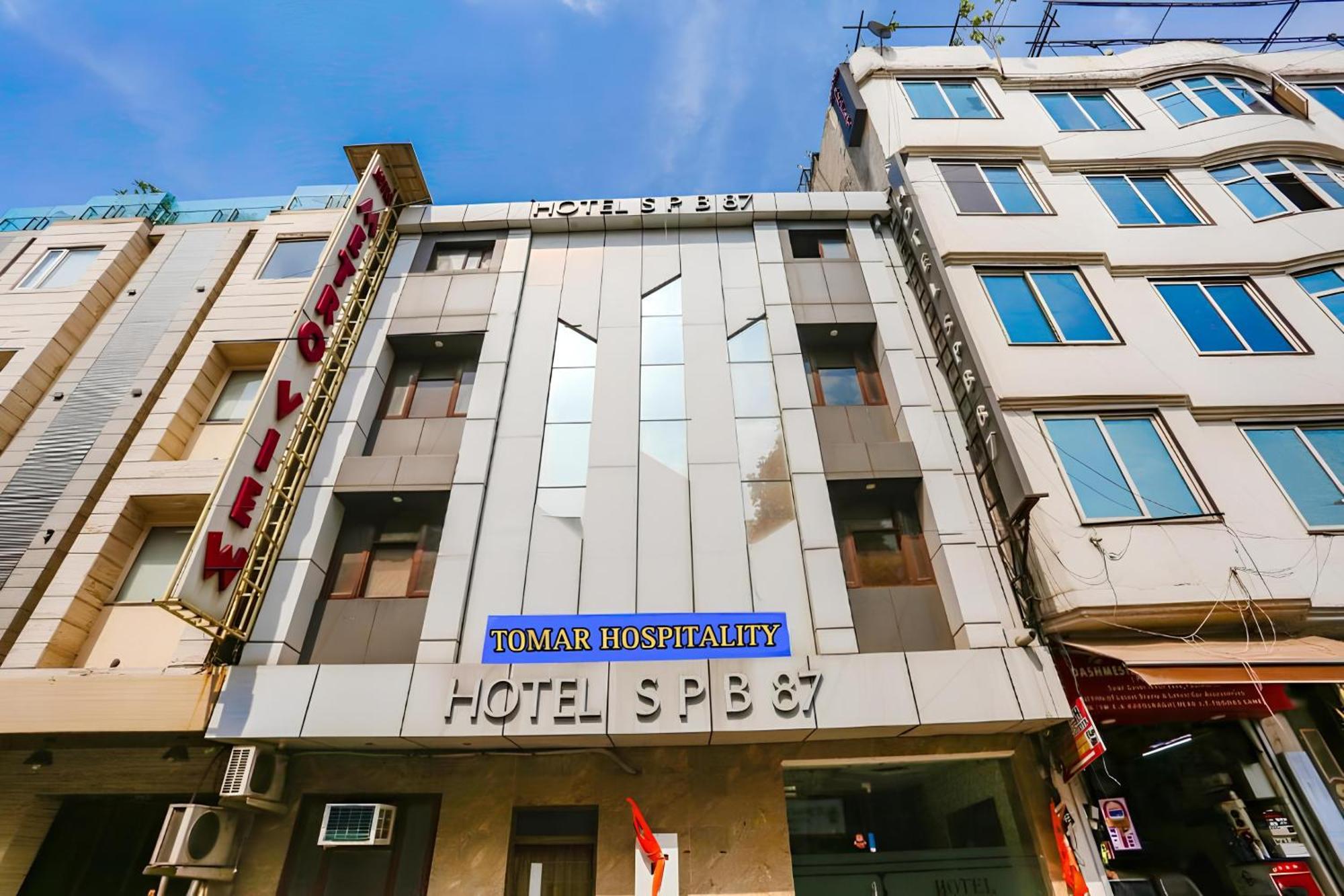 Hotel The Tomar Hospitality Nueva Delhi Exterior foto